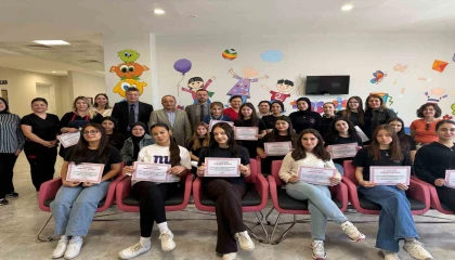 Döşemealtı Devlet Hastanesinde Çocuk Poliklinikleri sanatla renklendi