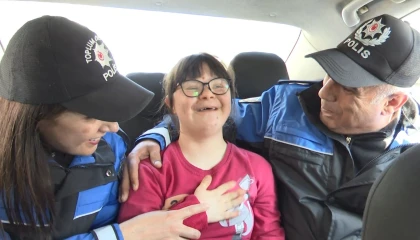 Down sendromlu İnzile polis oldu, heyecanı herkesi mutlu etti