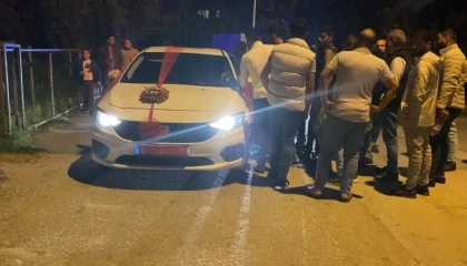 En mutlu günleri kabusa döndü, düğün sırasında evleri yandı