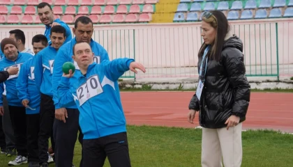 Engelleri değil, sınırları aştılar