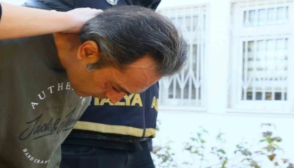 Eski eşini benzin döküp yakmıştı: Duruşma öncesi hayatını kaybetti