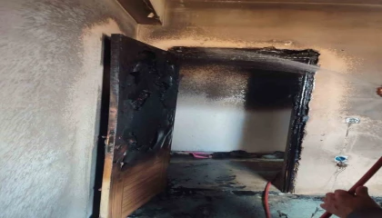 Evde çıkan yangında eşyalar kullanılamaz hale geldi