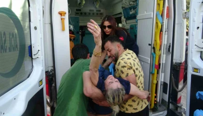 Gecekondu yangında küle döndü, ev sahibi kadın sinir krizi geçirdi