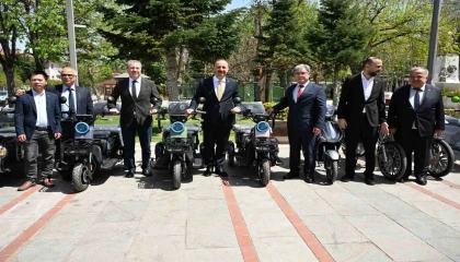 Ispartada Çin ortaklı yatırım ile 800 milyon TLlik araç üretim tesisi kurulacak