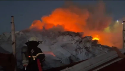 Kahramanmaraşta geri dönüşüm tesisinde yangın