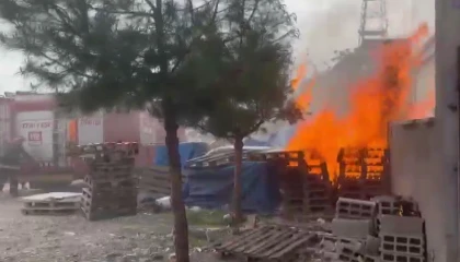 Kahramanmaraşta iş yeri yangını