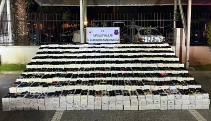 Manavgatta 58 bin adet kaçak güneş gözlüğü ele geçirildi