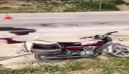 Motosikletler çarpıştı: 1 ölü, 1 yaralı