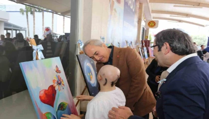 Otizmli bireylerden Kepezde farkındalık sergisi