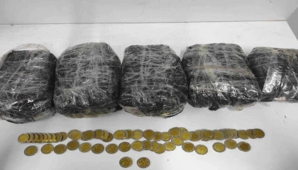 Piyasa değeri 430 bin TL: Sahte 5 bin adet madeni 2 euro ele geçirildi