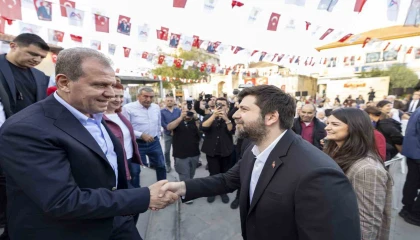 Seçer: Mersin, birliğin ve beraberliğin Türkiyede örnek olduğu bir kent