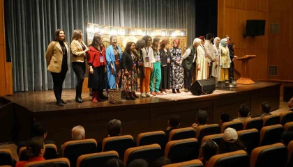 Şiir ve edebiyatın kentinde Uluslararası Dünya Anlatıcılar Şöleni