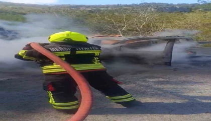 Tarsusta otoyolda araç yangını