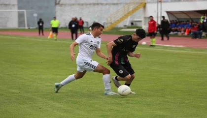 TFF 2. Lig: Isparta 32 Spor: 1 - Altay: 2