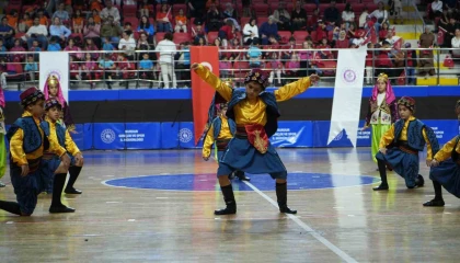 Ulusal Egemenlik ve Çocuk Bayramı Burdurda coşkuyla kutlandı