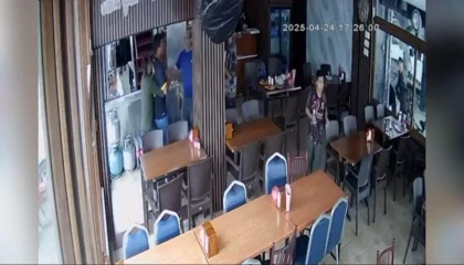 Yemek yerken boğazına lokma kaçan genç Heimlich manevrasıyla kurtarıldı