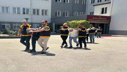 Adanada eski sevgili dehşeti: Kıskançlık krizine girip kafe kurşunlattı