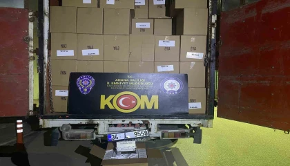 Adanada yaklaşık 5 milyonluk kaçak sigara ve makaron ele geçirildi