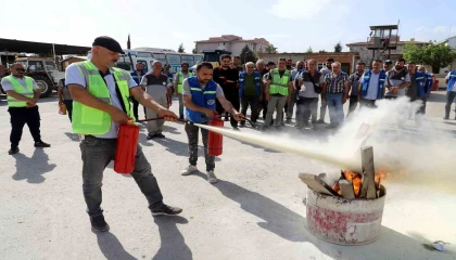 Akdeniz Belediye personeli yangın tatbikatına katıldı