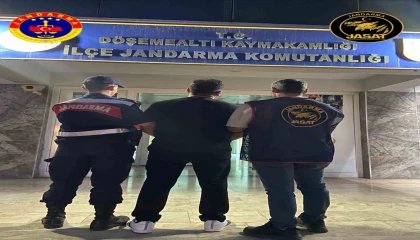 Antalyada 15 yıl kesinleşmiş hapis cezasıyla aranan firari, JASATtan kaçamadı