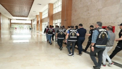 Antalyada 2 haftada 3 bin 790 kişi yakalandı