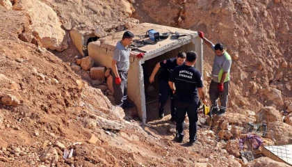 Antalyada ‘drenaj tünelinde 21 afacan alarmı