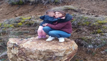 Aracın çarparak kaçtığı 2 çocuk annesi hayatını kaybetti