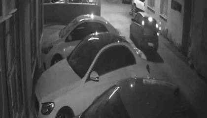 Arkadaşları eve bırakmayınca otomobil çaldı