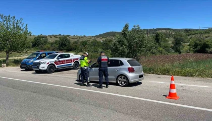 Burdurda 275 araca ceza uygulandı, 44 araç trafikten men edildi