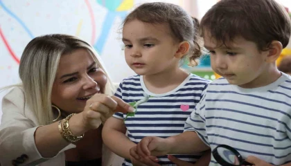 Büyükşehir çocukları ipekböceği ile tanıştırıyor