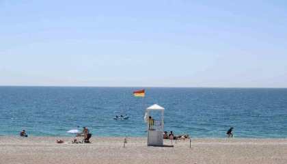 Dünyaca ünlü Konyaaltı Sahili yaza hazır