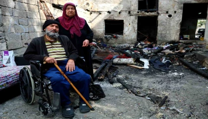 Evleri yangında küle dönen çift zor durumda kaldı
