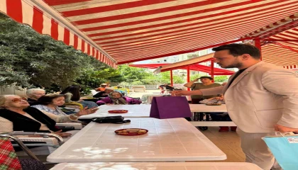 Genç MÜSİAD Antalyadan huzurevinde Anneler Günü buluşması