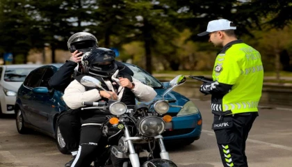 Ispartada 4 ayda 25 bin motosiklet denetlendi 4 bin 851 sürücüye ceza kesildi
