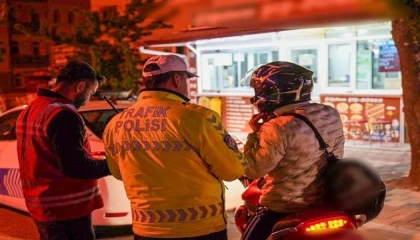 Ispartada asayiş ve trafik uygulaması: 24 sürücüye ceza