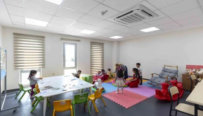 Kadınlar eğitimde, çocuklar güvende