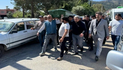 Kazada hayatını kaybeden 12 yaşındaki Gökhan son yolculuğuna uğurlandı