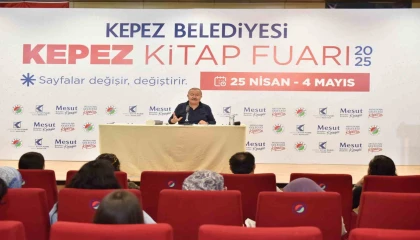 Kepez Kitap Fuarında usta şair Erbaş: Ben annemin hecesiyim