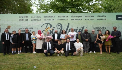 Kimliği belirsiz felçli Rus gence 10 yıl annelik yapan Gülsüm ananın hayatı film oluyor