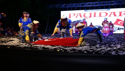 Konyaaltı İlkokulundan kültür dolu şenlik