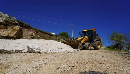 Konyaaltında yayla yolları onarılıyor