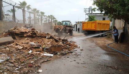 Mersinde her gün tonlarca atık toplanıyor
