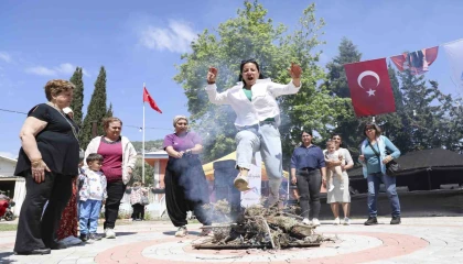 Mersinde Hıdırellez coşkuyla kutlandı