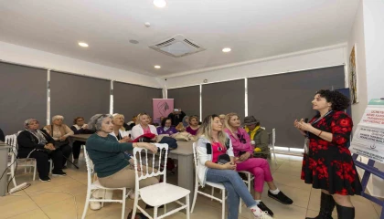 Mersinde kadınlara kanser farkındalık eğitimi