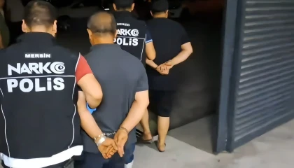 Meyve suyu üretim deposuna uyuşturucu baskını: 812 kilo sentetik ecza maddesi ele geçirildi