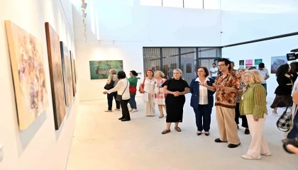 Mistik Dokular sergisi kapılarını açtı