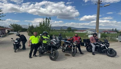 Motosiklet tutkunlarından bağımlılıkla mücadeleye destek konvoyu