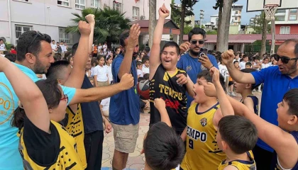 Öğrenciler, düzenledikleri kampanyayla engellilere umut oldu