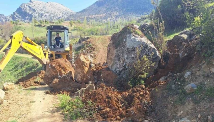 Onikişubatta yol çalışmaları
