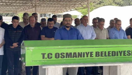 Osmaniyede kocası tarafından öldürülen kadın gözyaşları arasında toprağa verildi